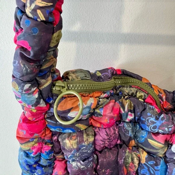 NWT Natural Life Quilted Puffer Bag - Picture 4 of 4